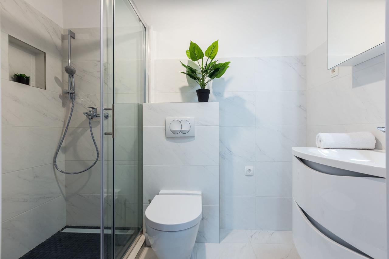 Deluxe Apartment Near The Bridge Zadar Exterior photo